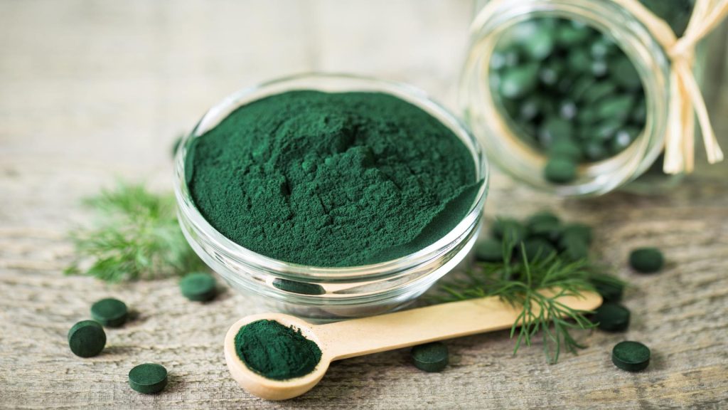 7 effetti benefici dell’alga spirulina